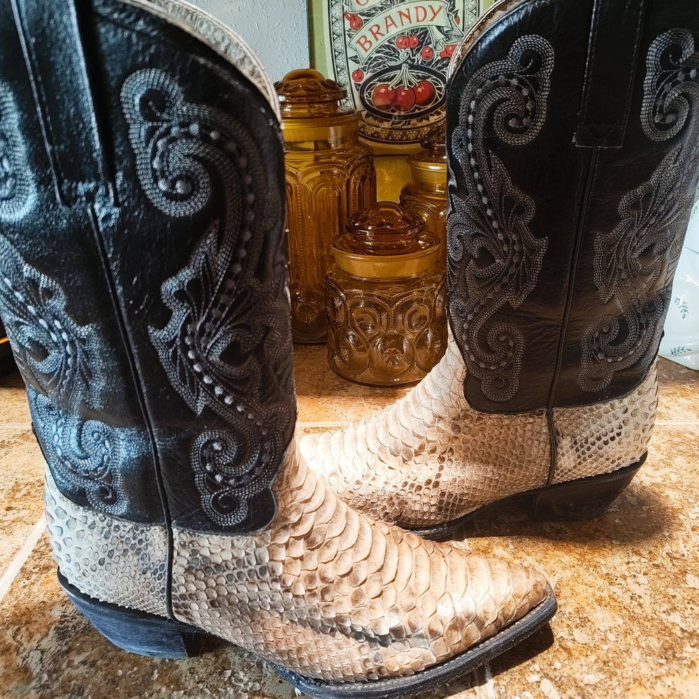 Black and Cream Cowboy Boots